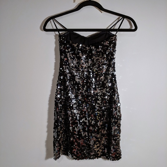 Metallic Silver Sequin Dress - Picture 2 of 8
